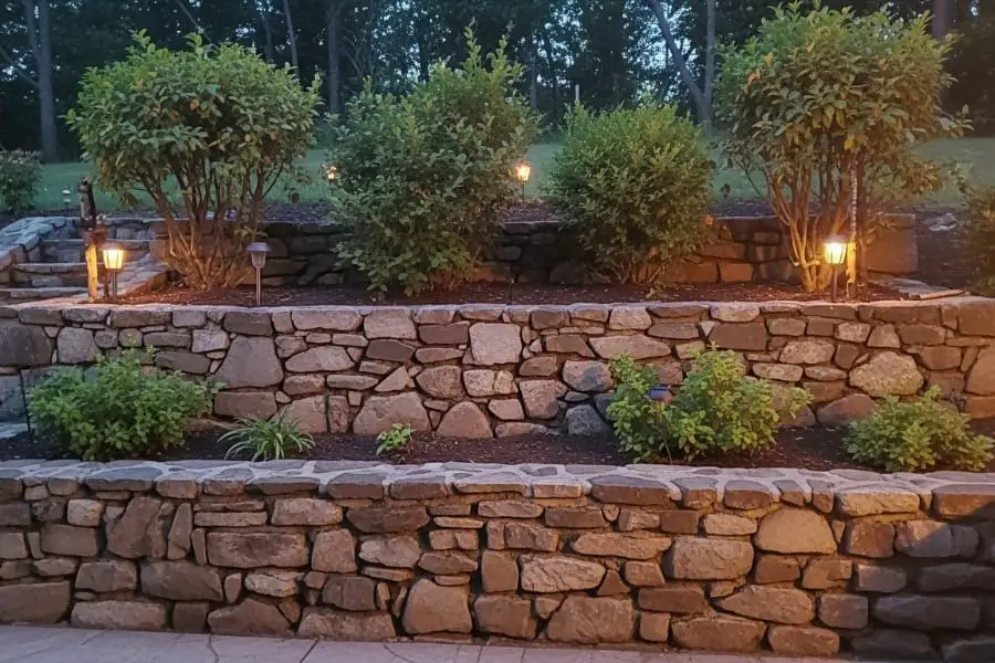 32 Backyard Landscaping Designs to Upgrade Your Home’s Curb Appeal