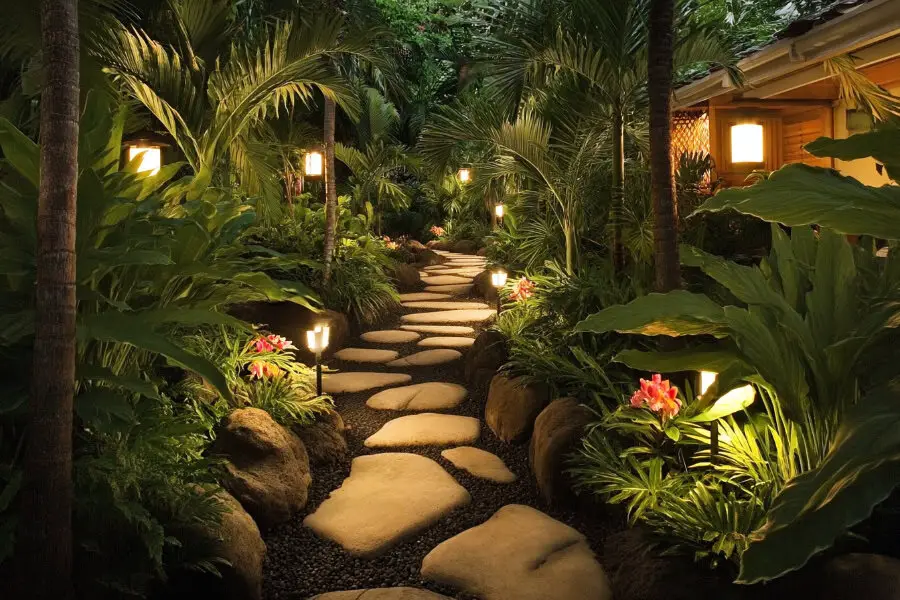 28 Garden Lighting Ideas to Create Ambiance in Every Outdoor Corner